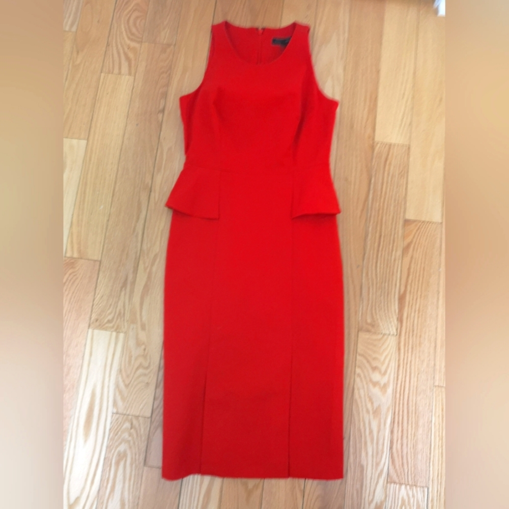 💥HOST PICK💥NWT BANANA REPUBLIC Peplum Dress. STUNNING!